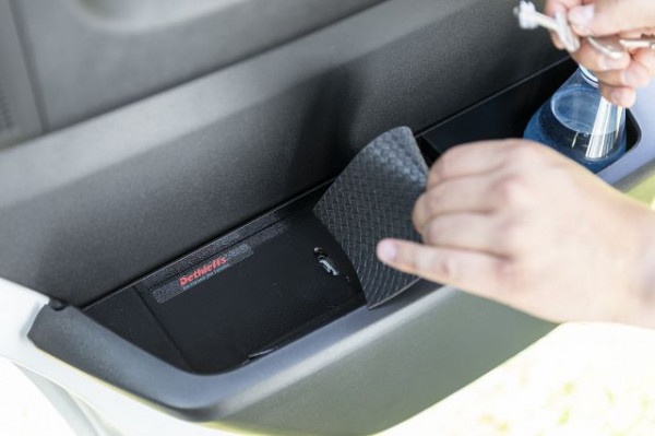 Passenger door safe (with drink holder from fiat)